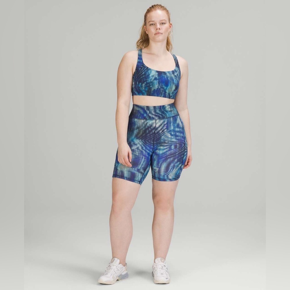 Lululemon Wunder Train Bra *Medium Support in Shapeshifter Flux Blue Multi Sz 6 - Picture 5 of 8